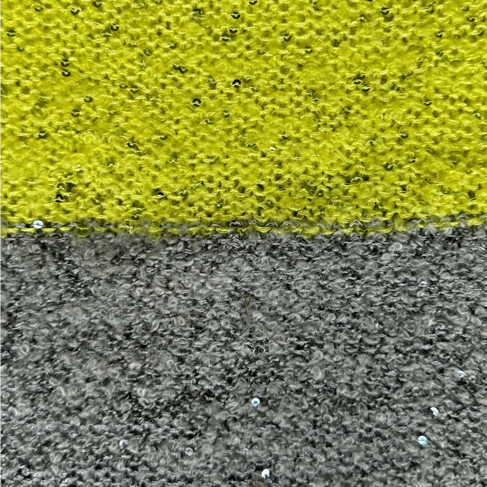 Color-block Sequined Sweater - Picture 5 of 6